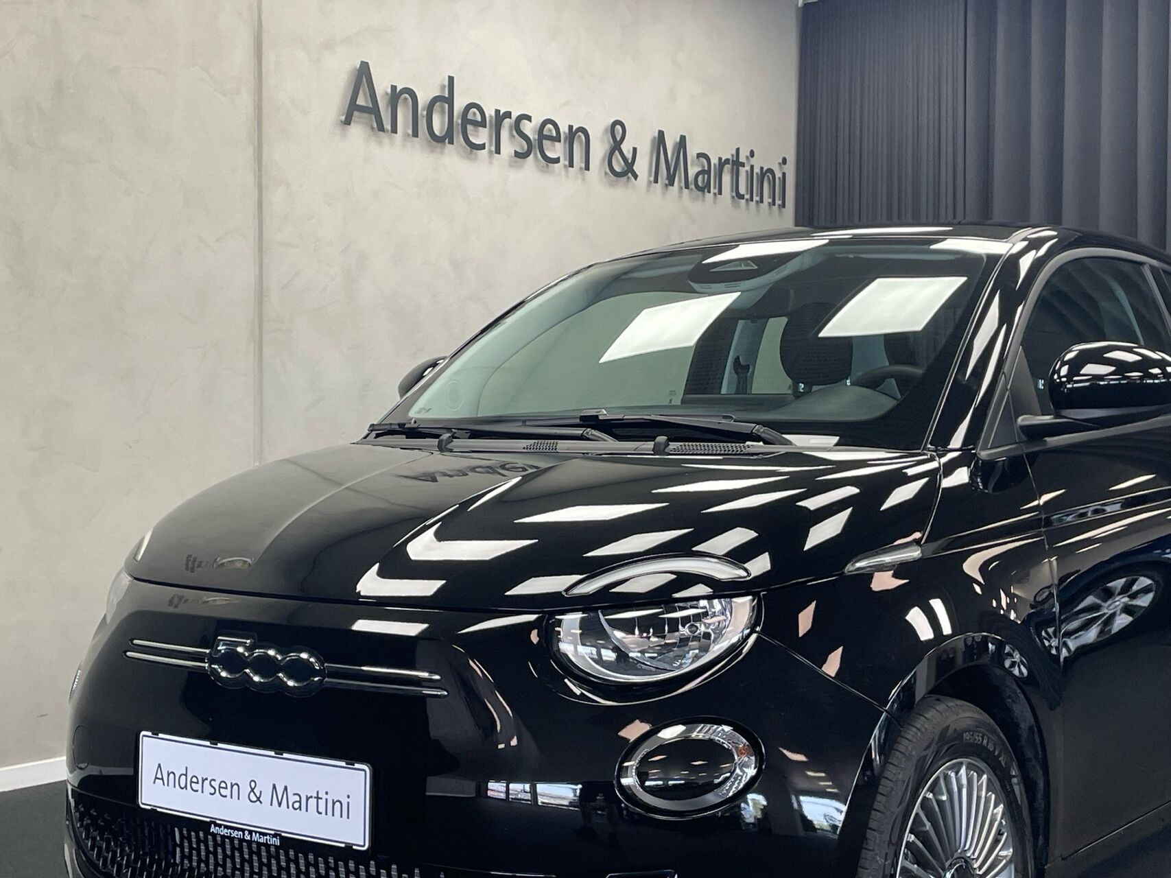 Sort Fiat 500e fra 2023