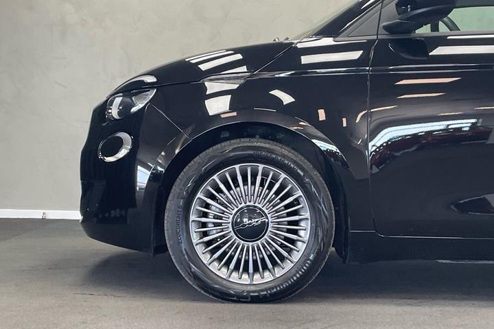 Sort Fiat 500e fra 2023