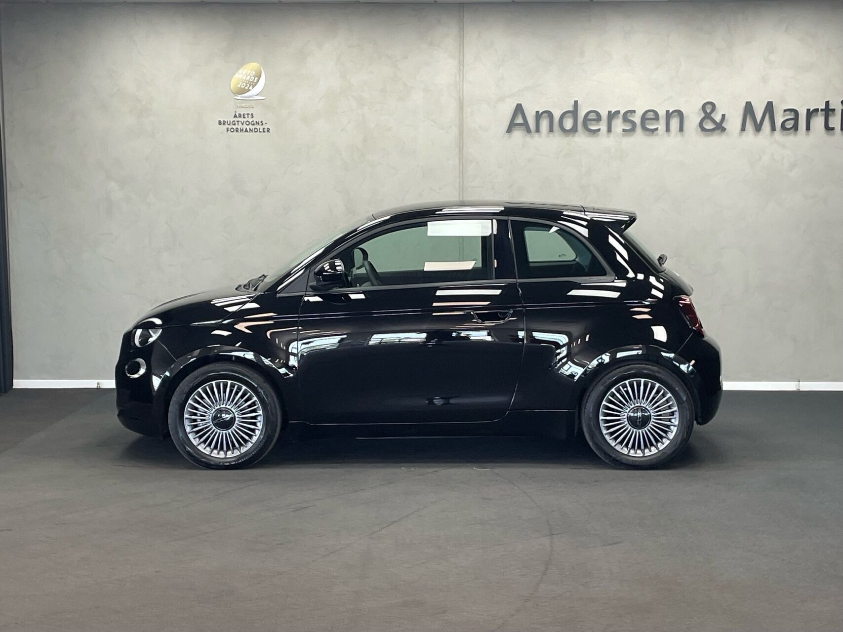 Sort Fiat 500e fra 2023