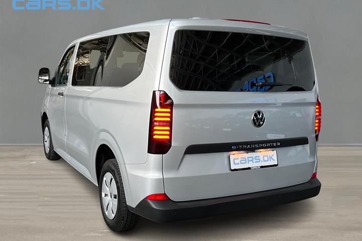 Grå VW e-Transporter fra 2026