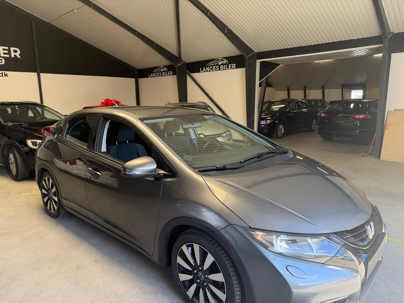 Grå Honda Civic fra 2014