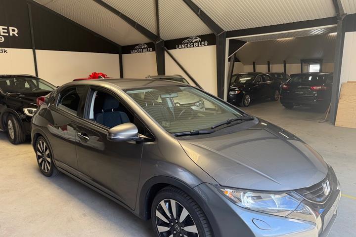 Grå Honda Civic fra 2014