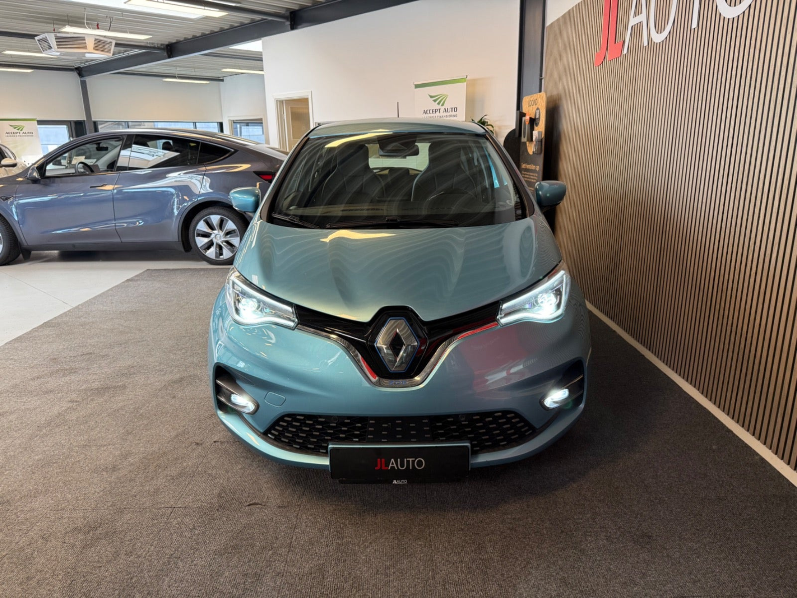 Blå Renault Zoe fra 2020