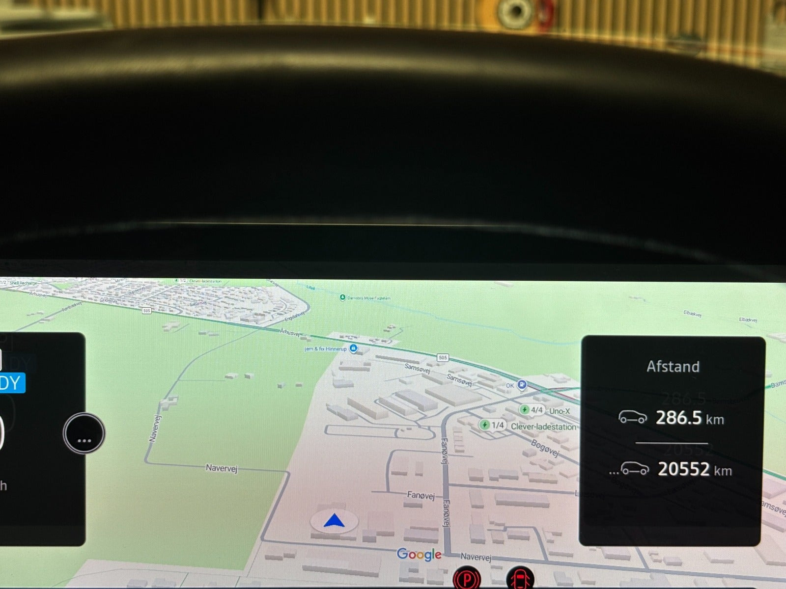 Grå Renault Megane E-Tech fra 2024