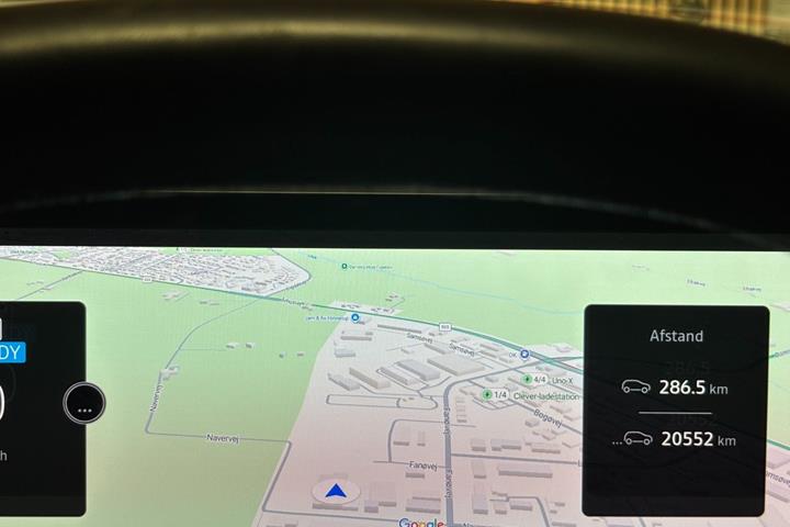 Grå Renault Megane E-Tech fra 2024