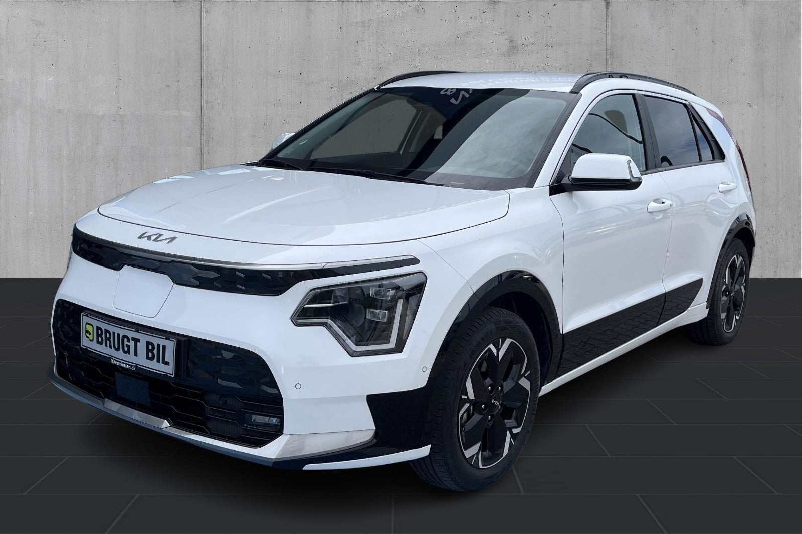 Hvid Kia Niro fra 2025