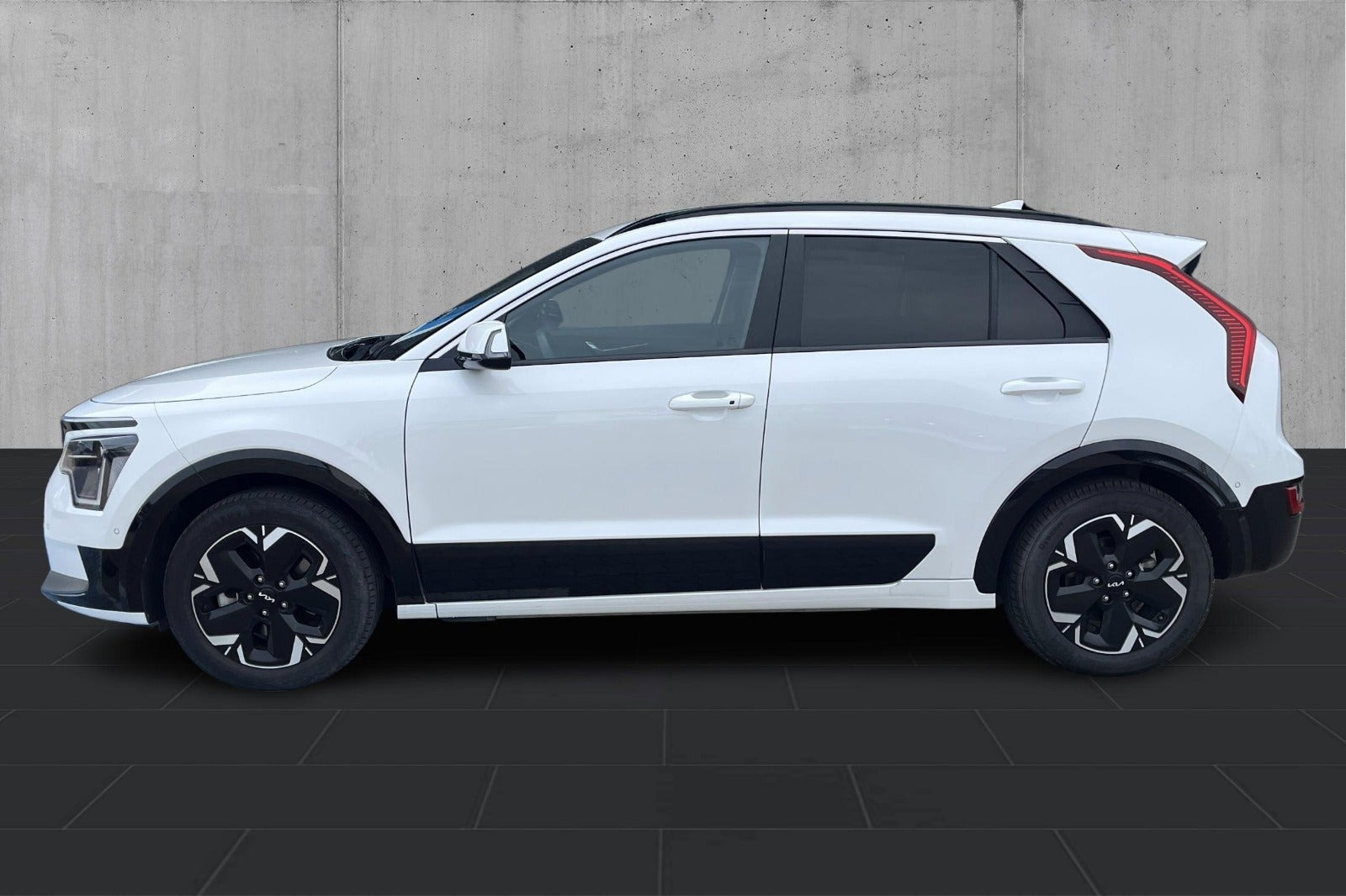 Hvid Kia Niro fra 2025