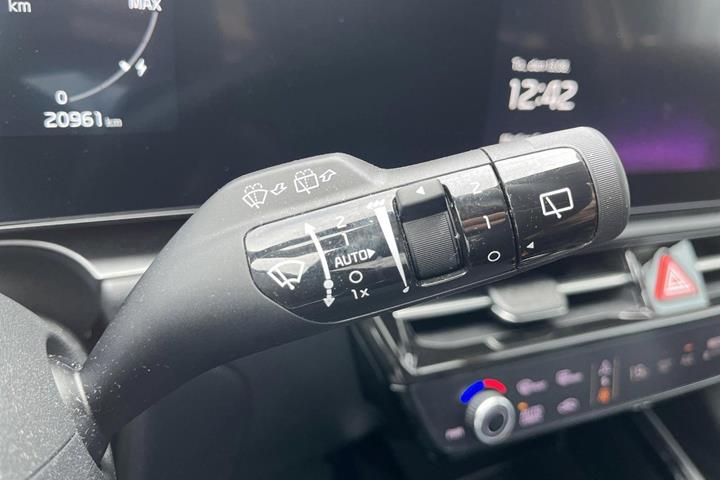 Hvid Kia Niro fra 2025