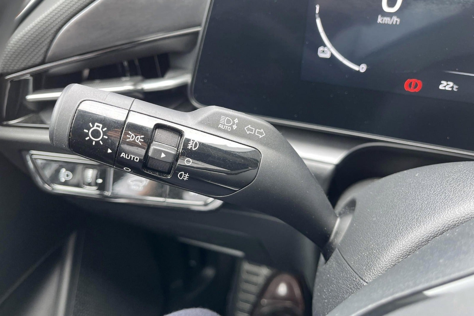 Hvid Kia Niro fra 2025