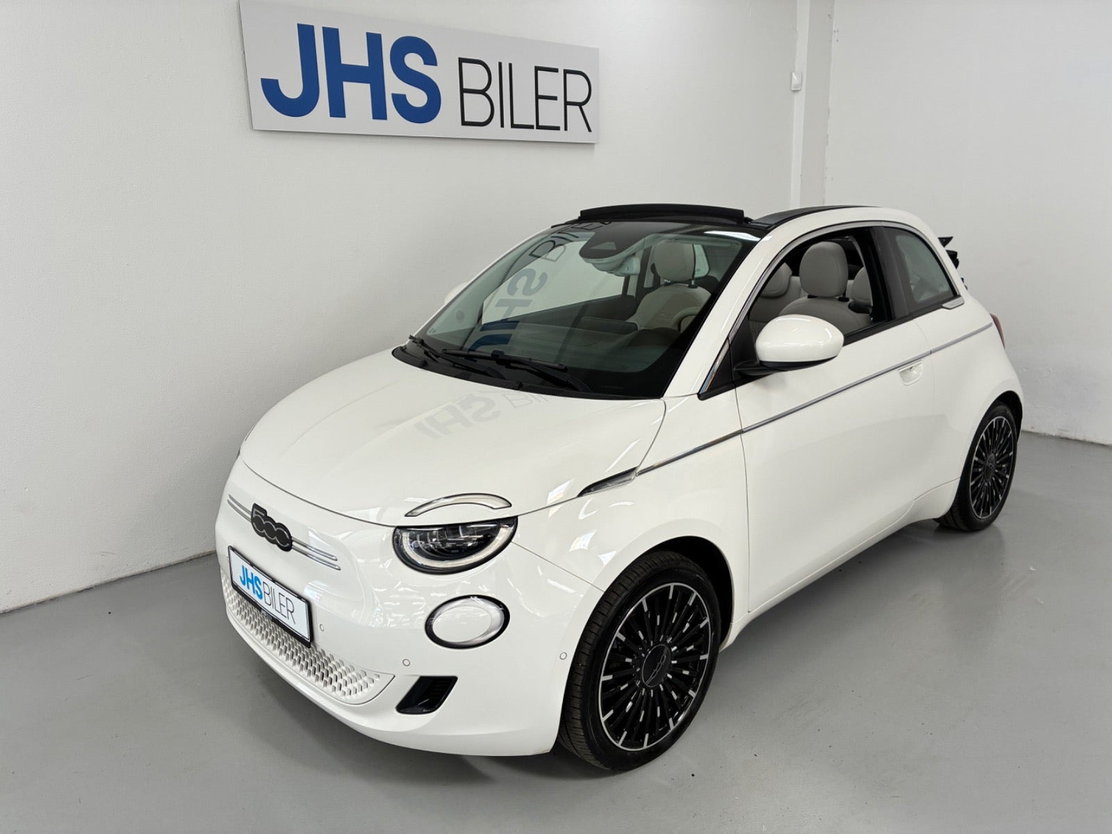 Fiat 500e 42 la Prima by Bocelli Cabrio