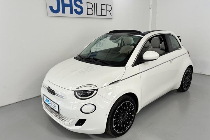 Hvid Fiat 500e fra 2023