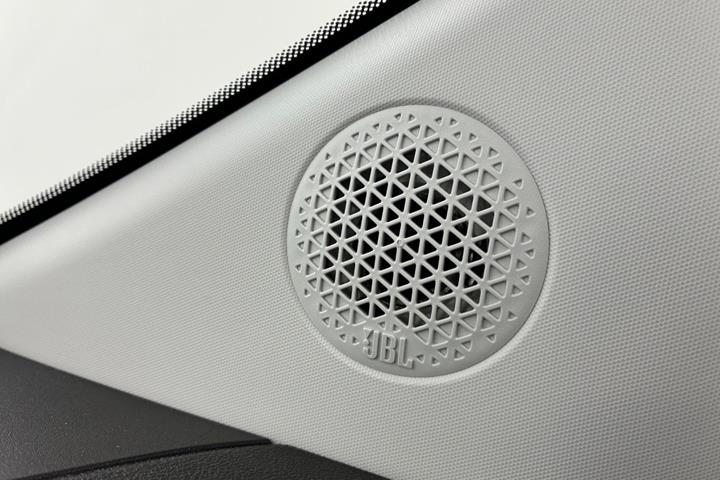 Hvid Fiat 500e fra 2023