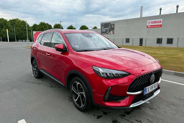 Rød MG EHS fra 2023