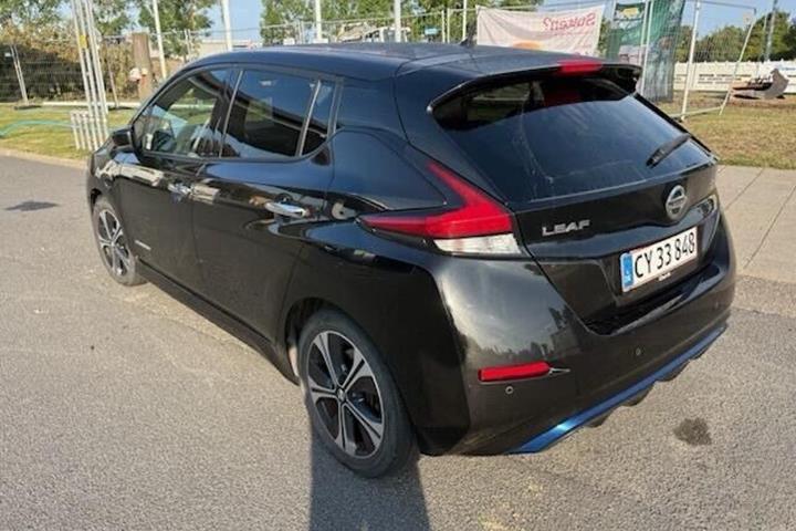 Sort Nissan Leaf fra 2018