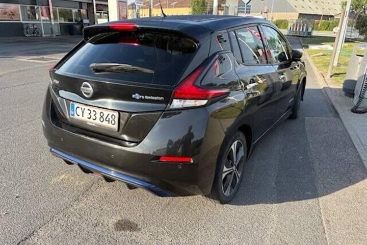 Sort Nissan Leaf fra 2018