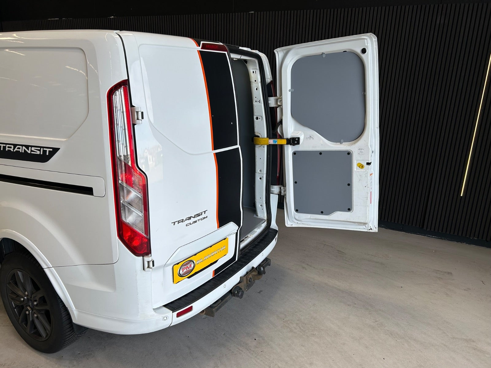 Hvid Ford Transit Custom 300 L1 fra 2022