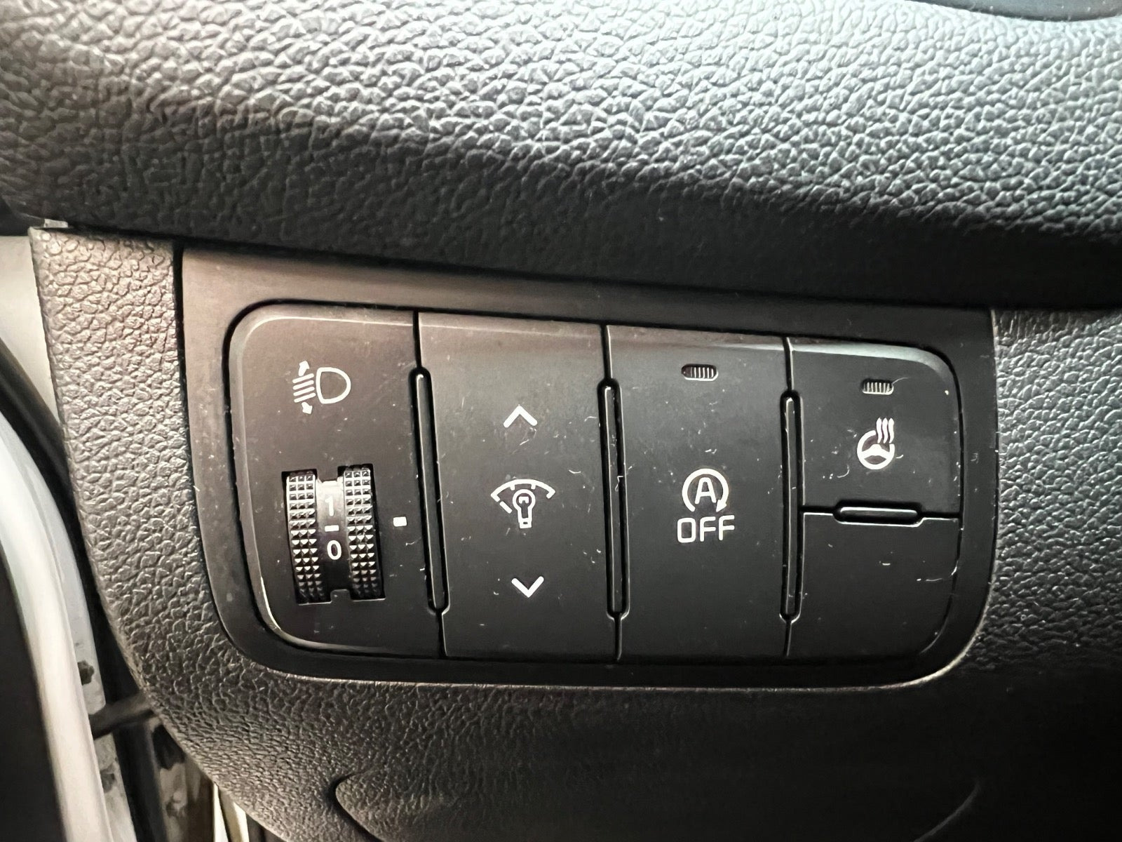 Hvid Kia Ceed fra 2013