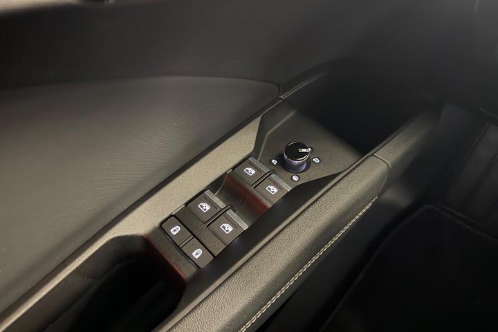Grå Audi Q4 e-tron fra 2022