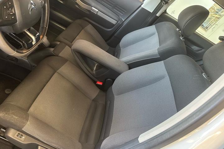 Hvid Citroën C4 Cactus fra 2014