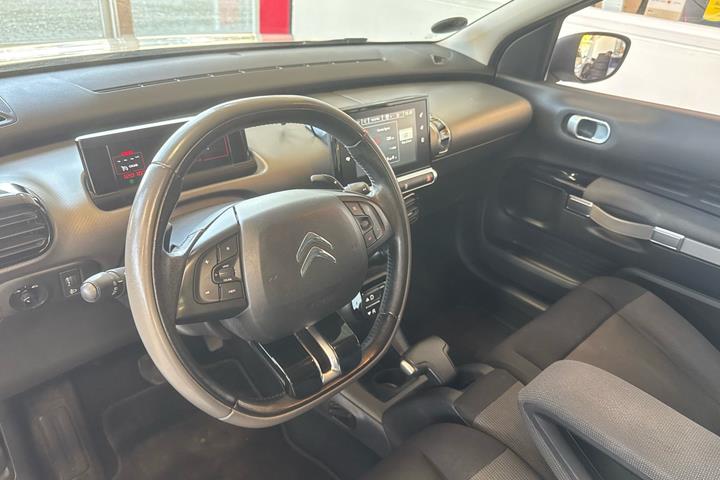 Hvid Citroën C4 Cactus fra 2014