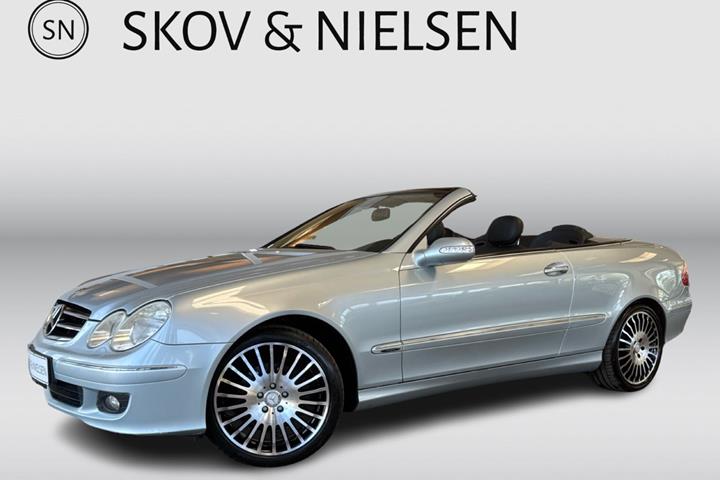 Sølv Mercedes CLK280 fra 2007