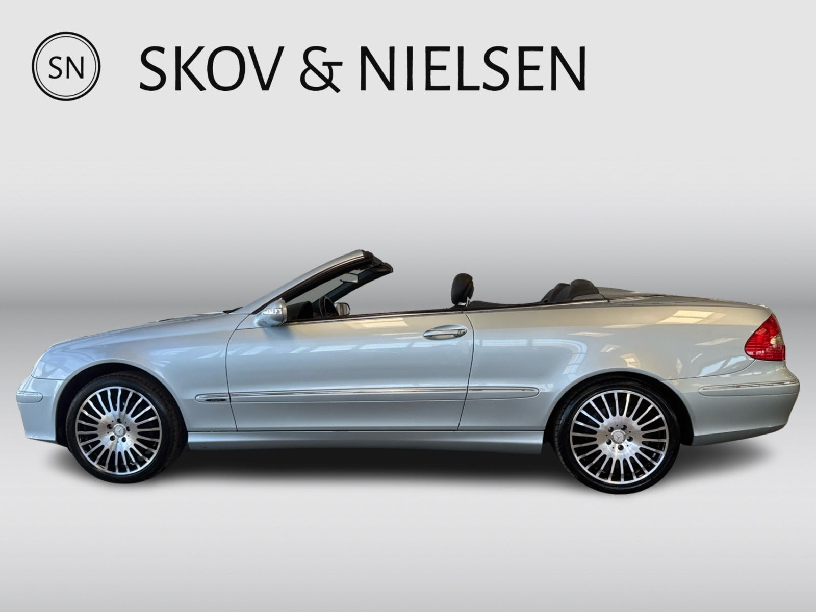 Sølv Mercedes CLK280 fra 2007