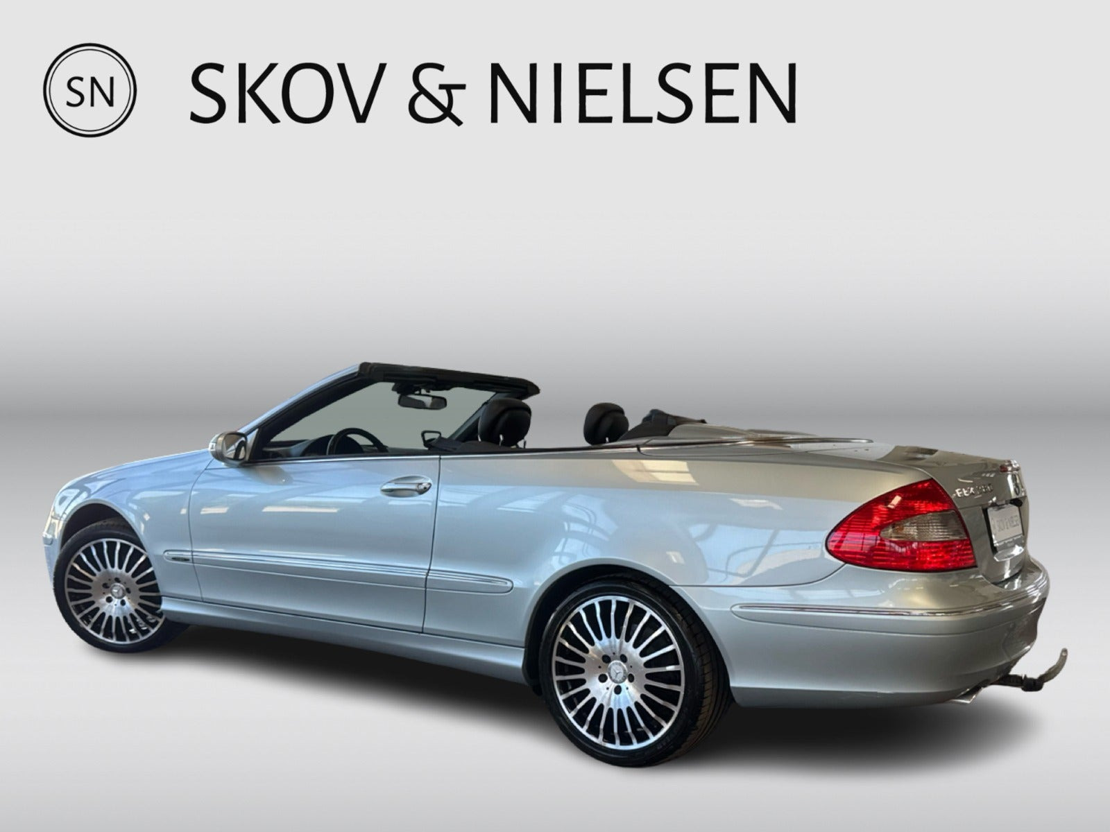 Sølv Mercedes CLK280 fra 2007