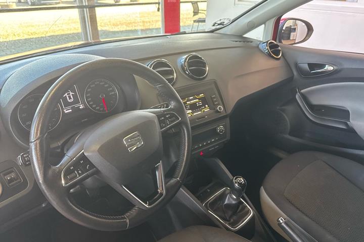 Rød Seat Ibiza fra 2016