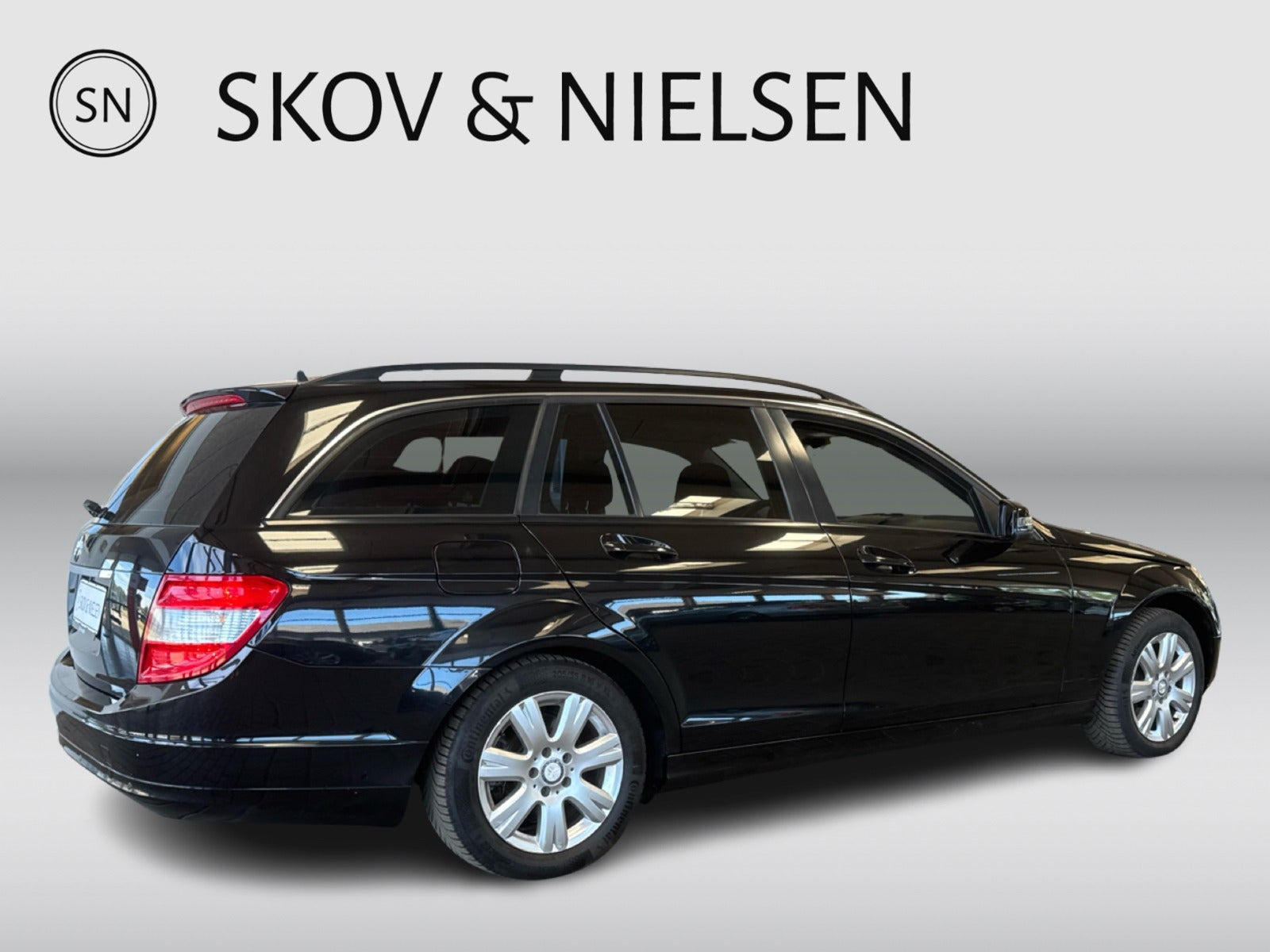 Sort Mercedes C220 fra 2011