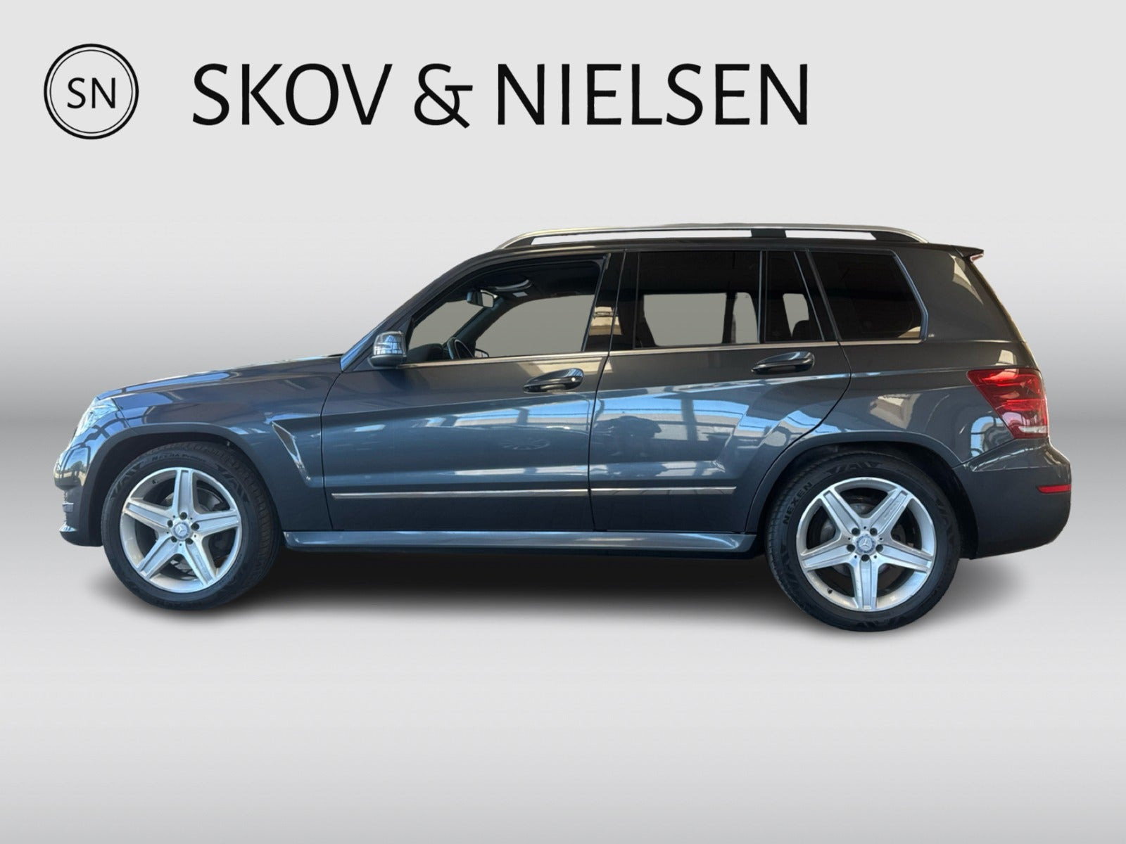 Grå Mercedes GLK350 fra 2015