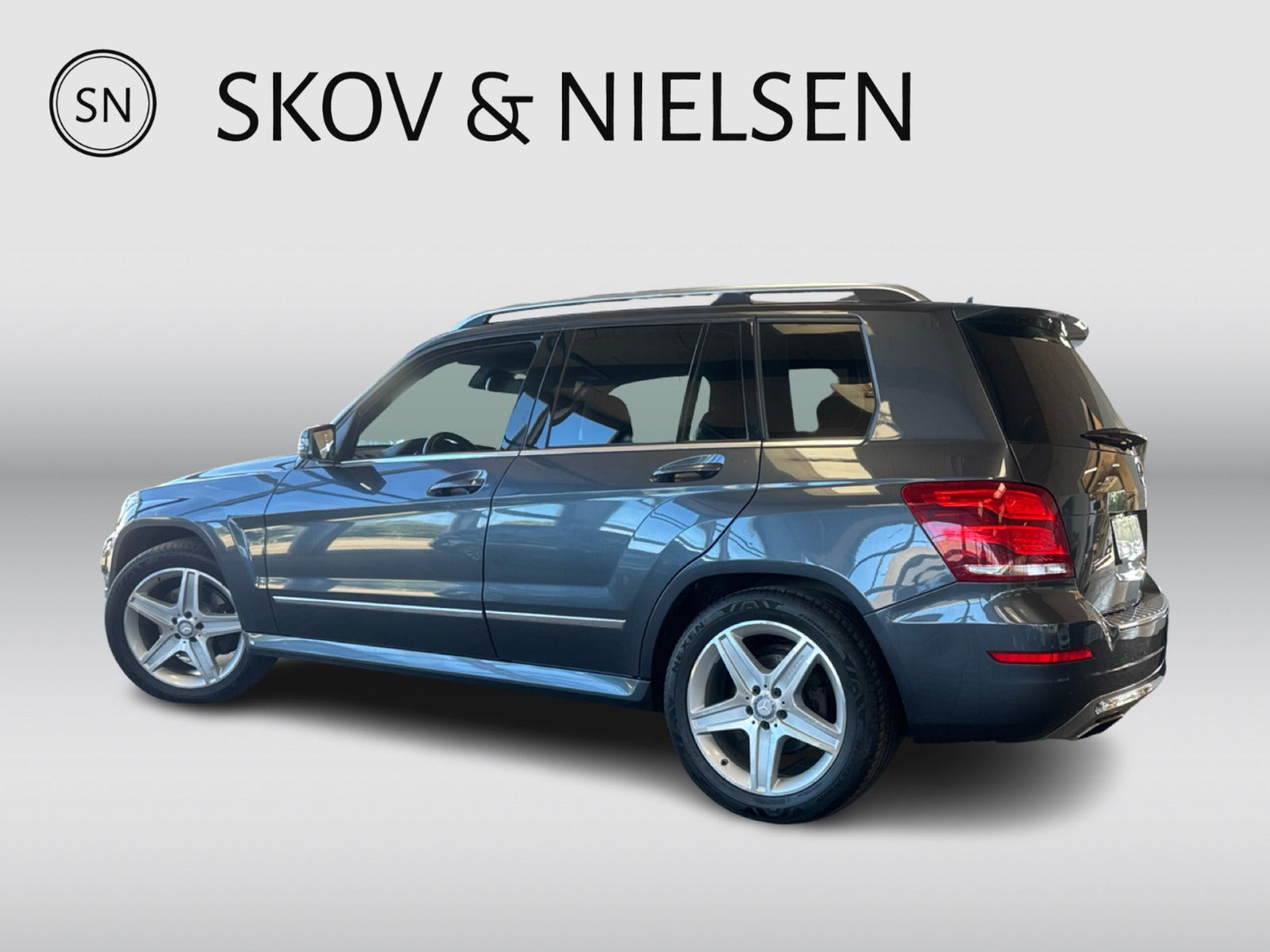 Grå Mercedes GLK350 fra 2015