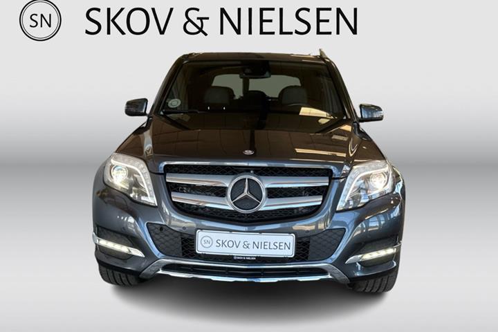 Grå Mercedes GLK350 fra 2015
