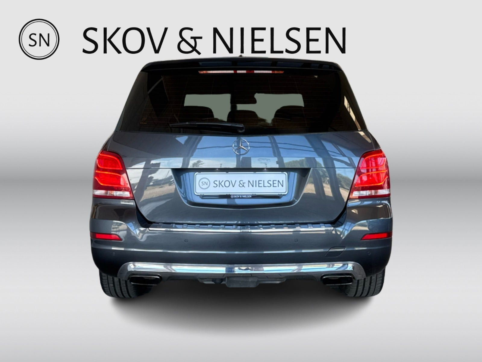 Grå Mercedes GLK350 fra 2015