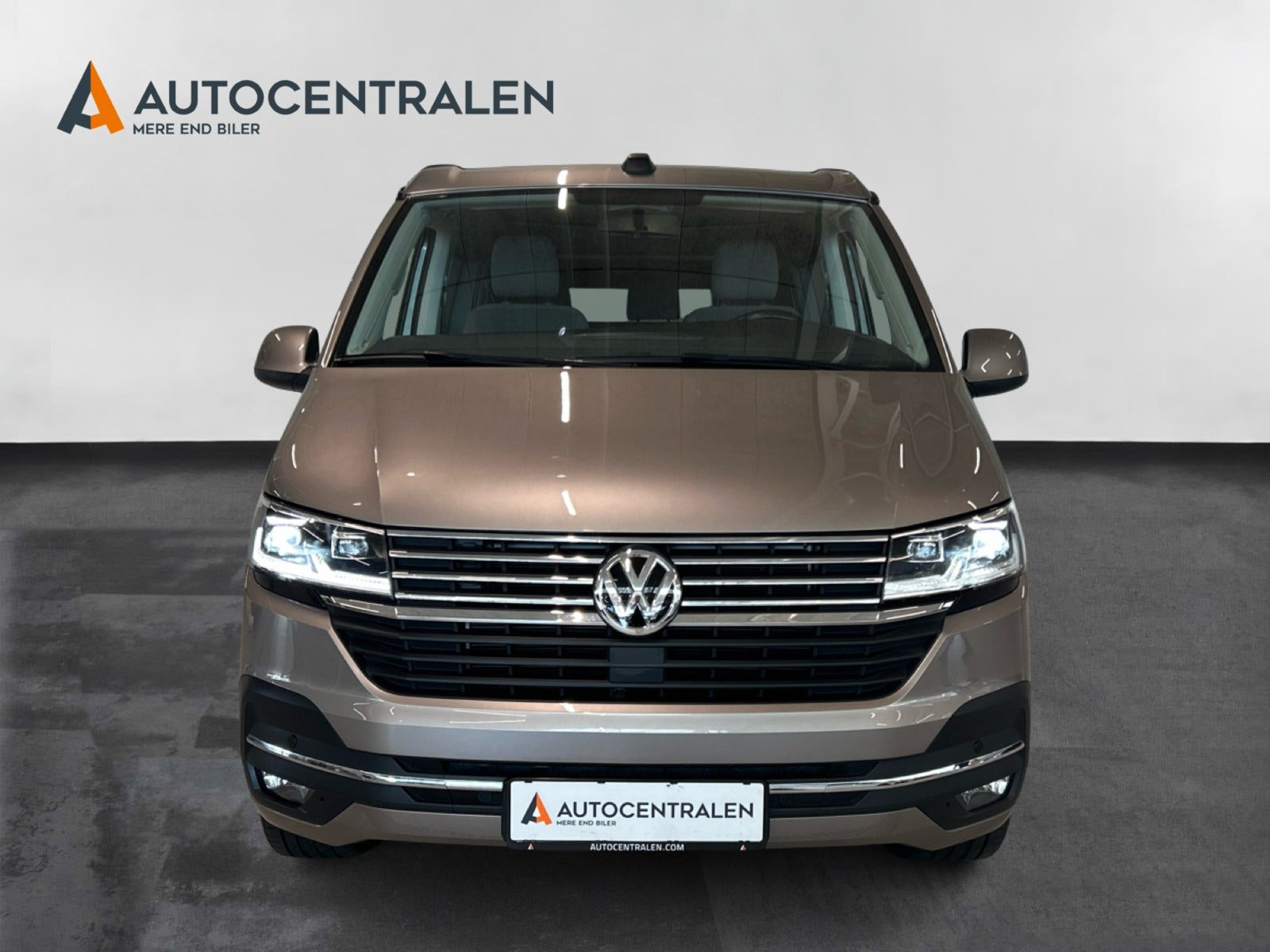 Beige VW California fra 2020
