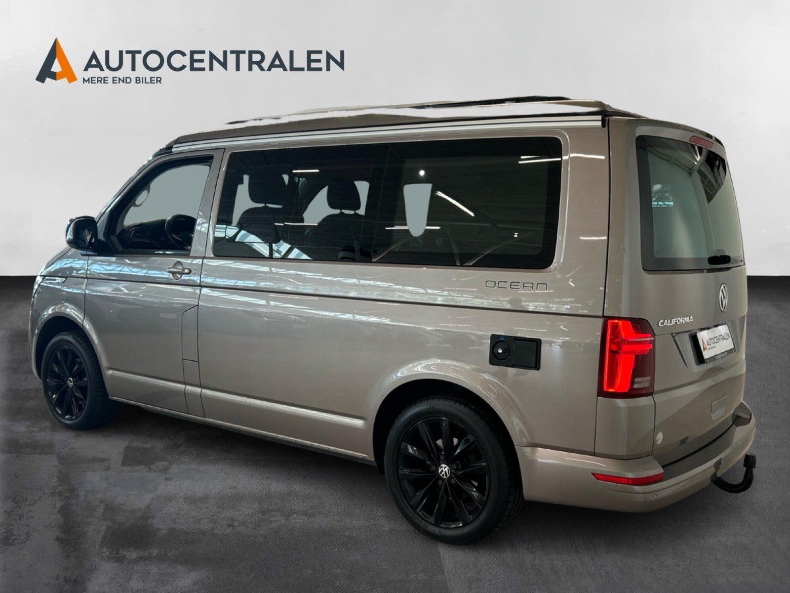 Beige VW California fra 2020