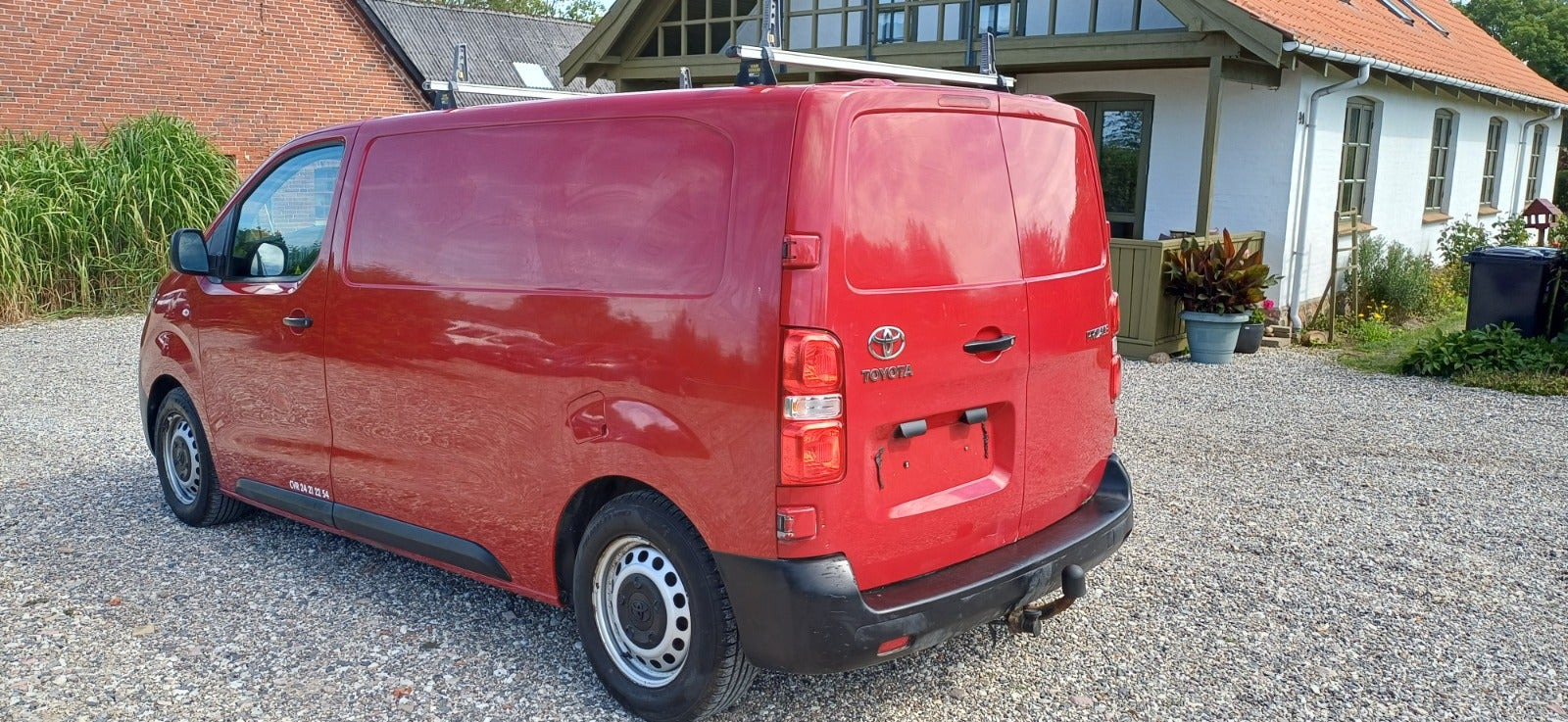 Gul Toyota ProAce fra 2020