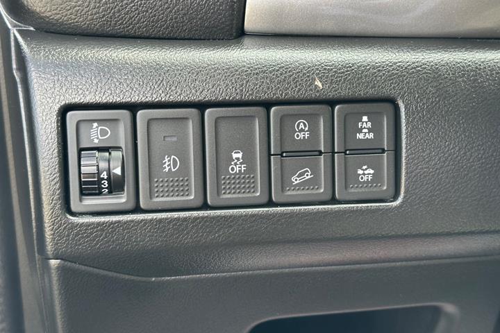 Sort Suzuki Vitara fra 2016
