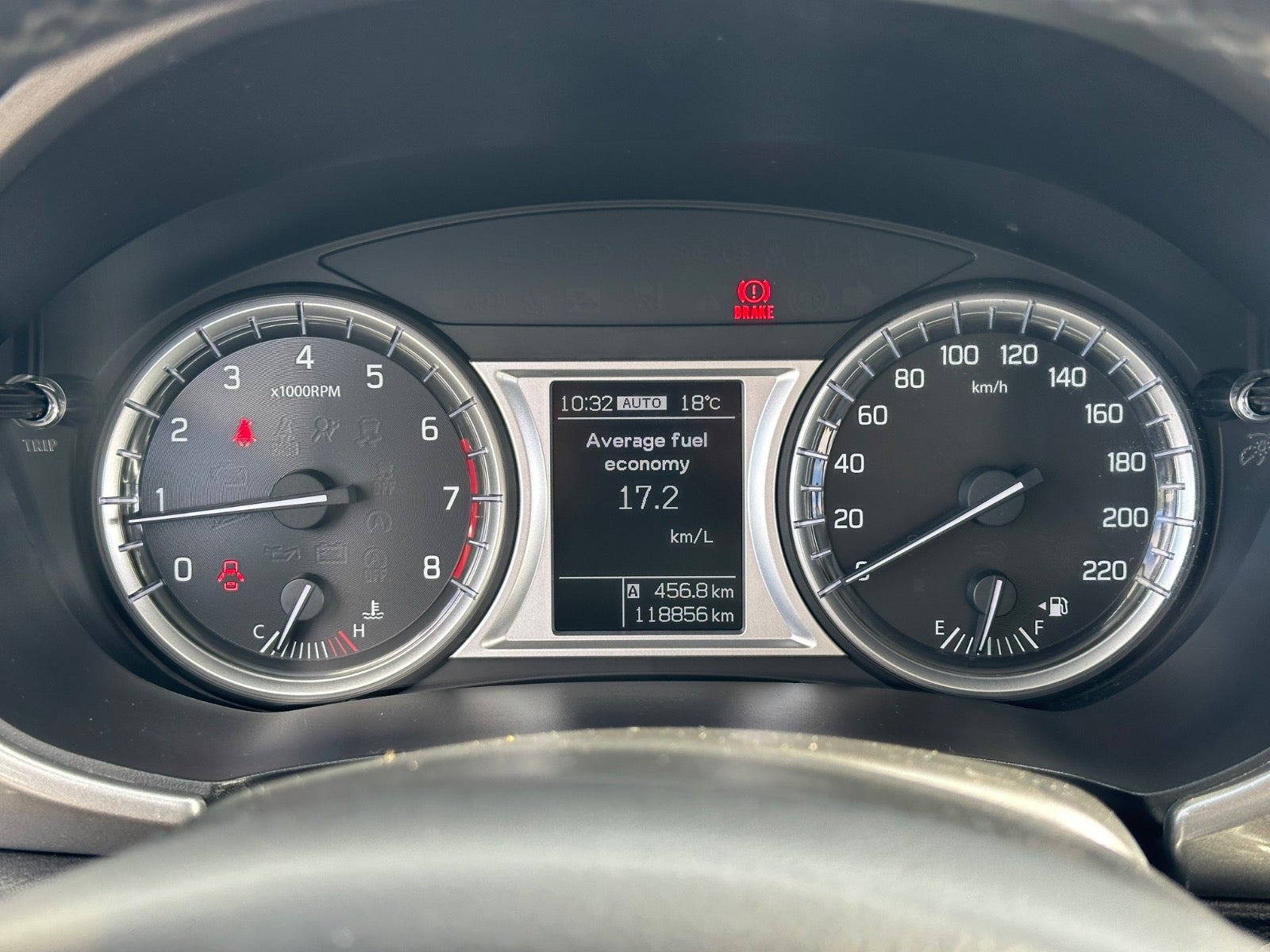 Sort Suzuki Vitara fra 2016