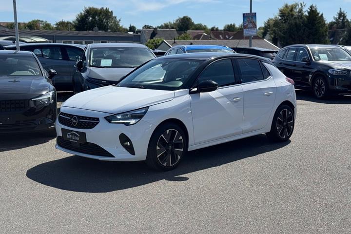 Hvid Opel Corsa-e fra 2021