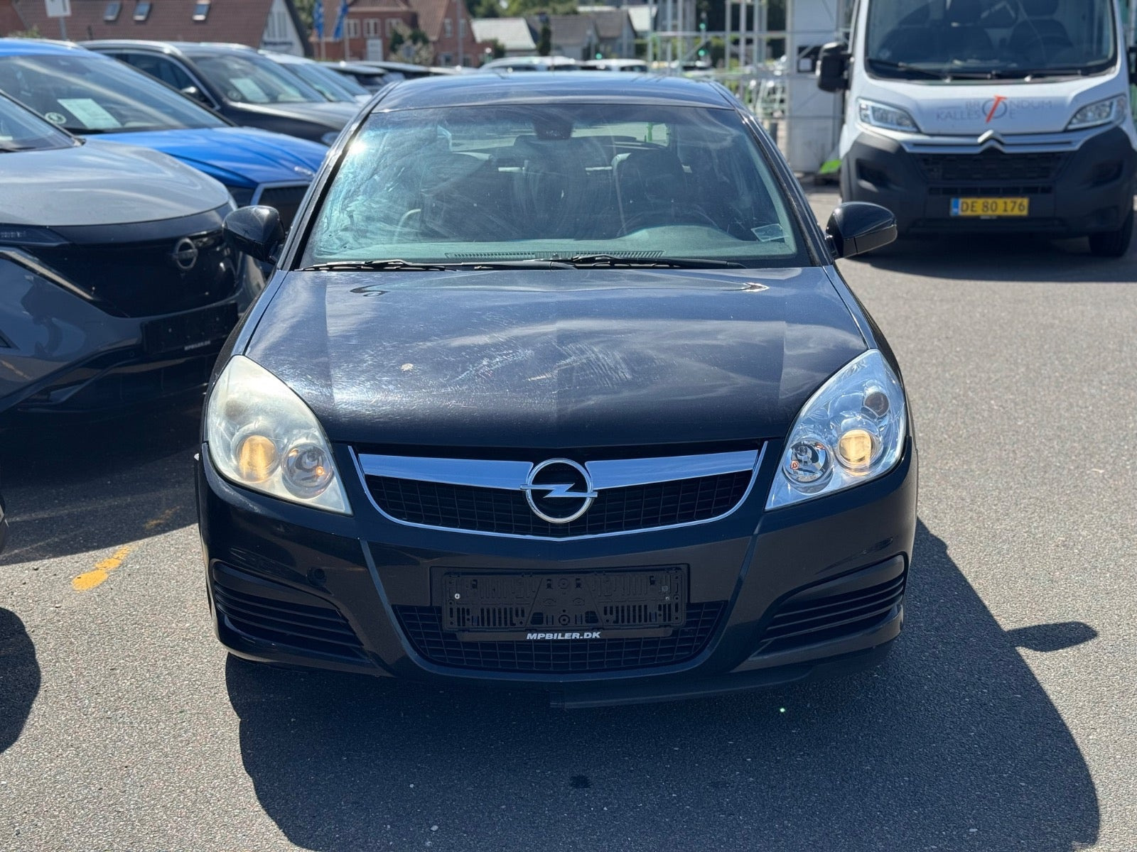 Sort Opel Vectra fra 2008