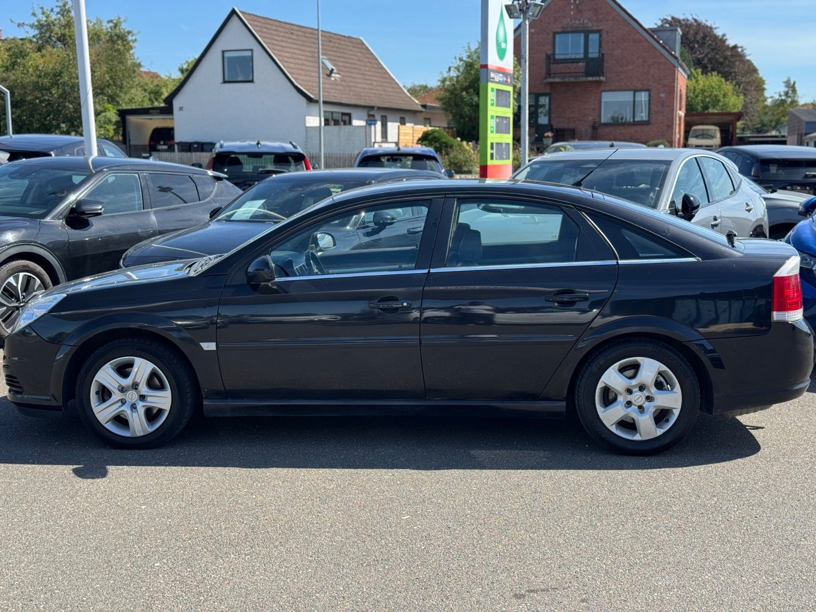 Sort Opel Vectra fra 2008