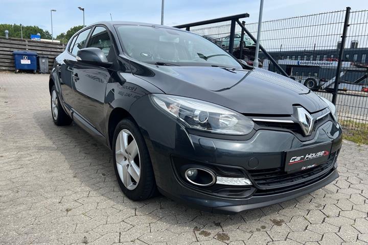 Grå Renault Megane III fra 2014