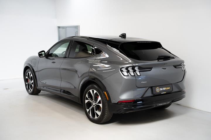 undefined Ford Mustang Mach-E fra 2023