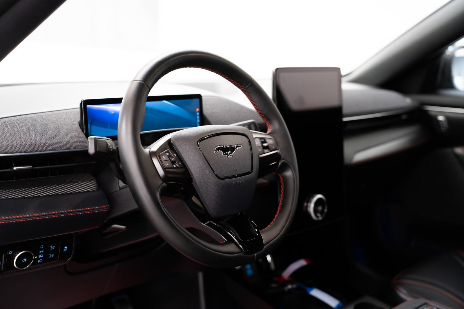 undefined Ford Mustang Mach-E fra 2023