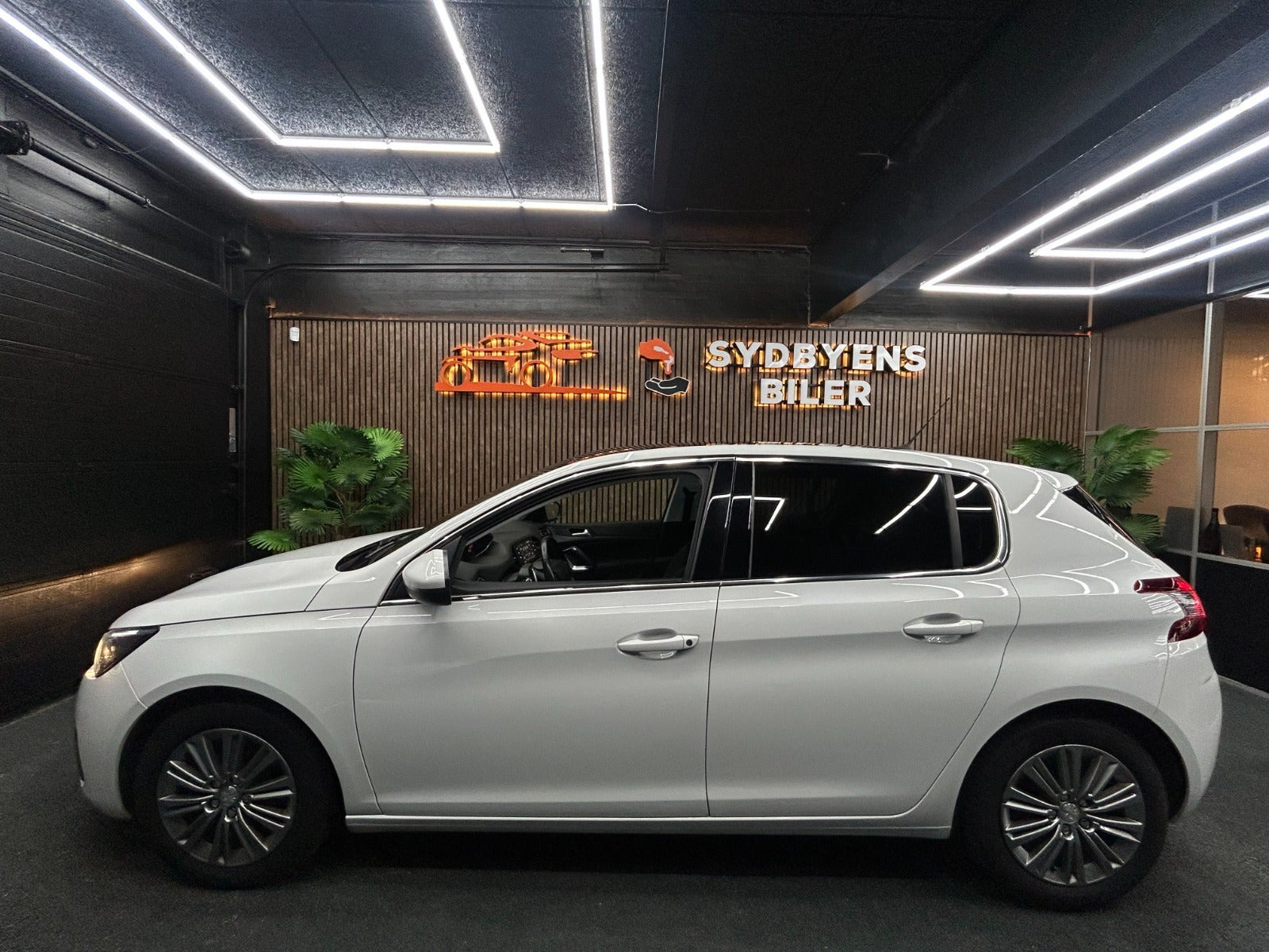 undefined Peugeot 308 fra 2019