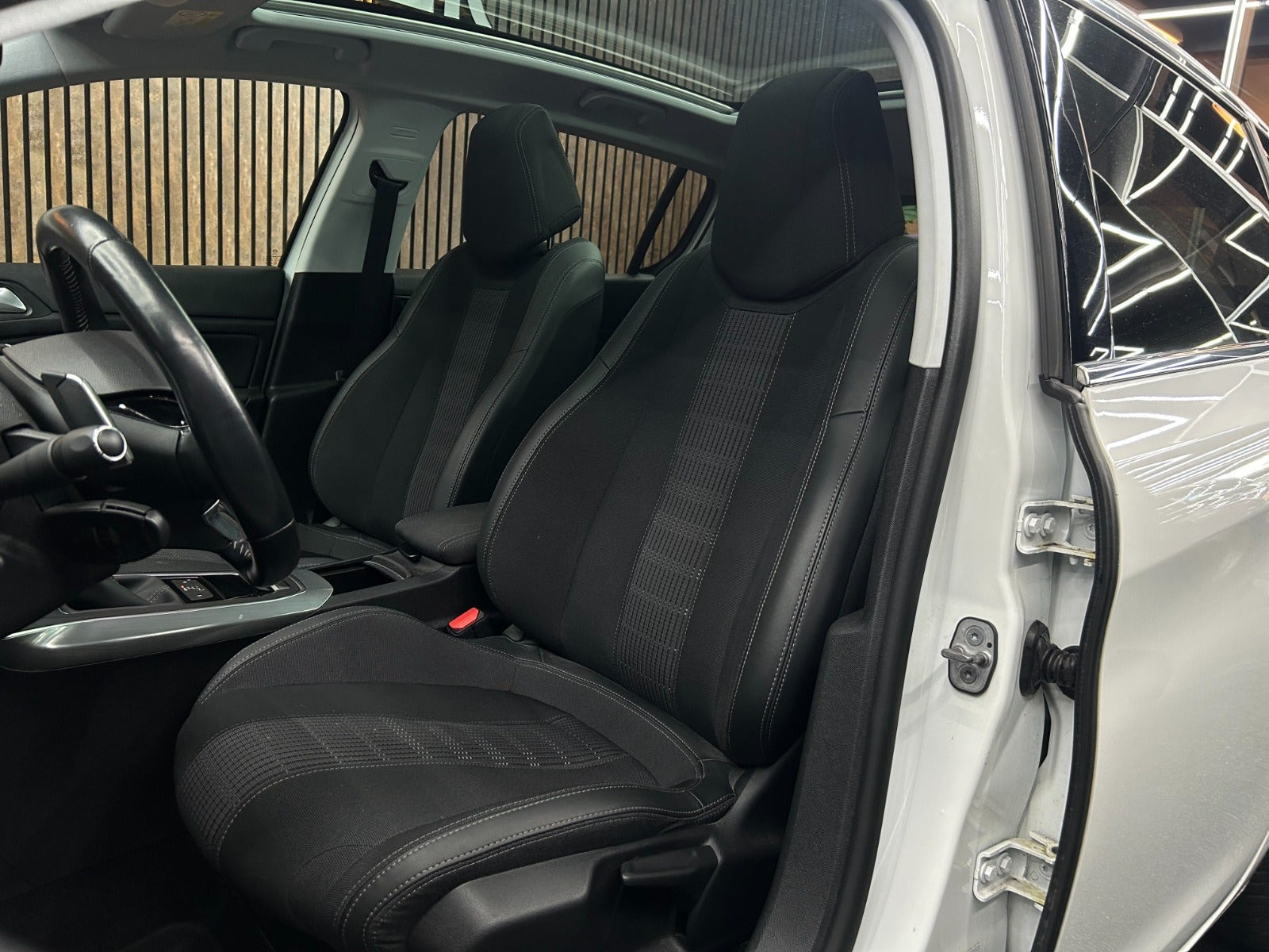 undefined Peugeot 308 fra 2019