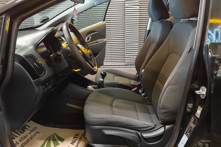 undefined Kia Rio fra 2014