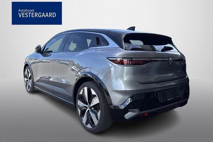 Grå Renault Megane E-Tech fra 2023