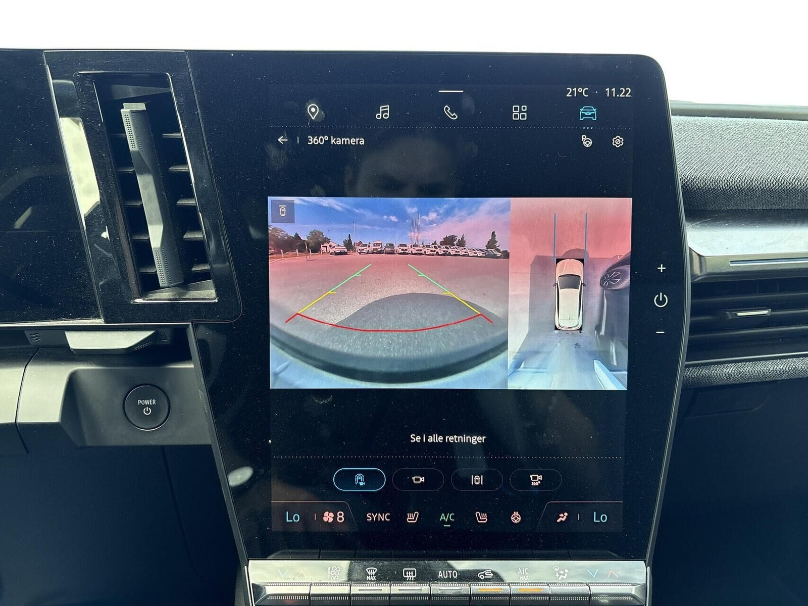 Grå Renault Megane E-Tech fra 2023