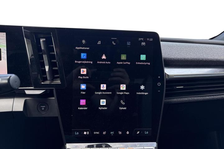 Grå Renault Megane E-Tech fra 2023